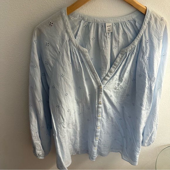 Old Navy Tops - Old Navy Eyelet Blouse Light Blue size XL Women